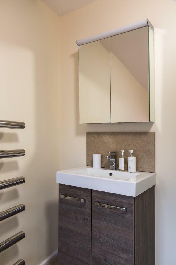 Apartmán Luxury 3 Bed Flat In The Centre Of Woodstock Exteriér fotografie