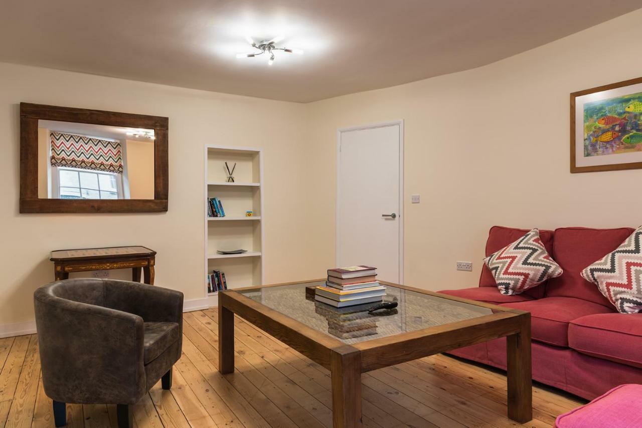 Apartmán Luxury 3 Bed Flat In The Centre Of Woodstock Exteriér fotografie
